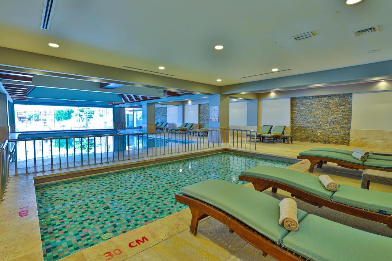 Crystal Family Resort & Spa Белек Екстериор снимка
