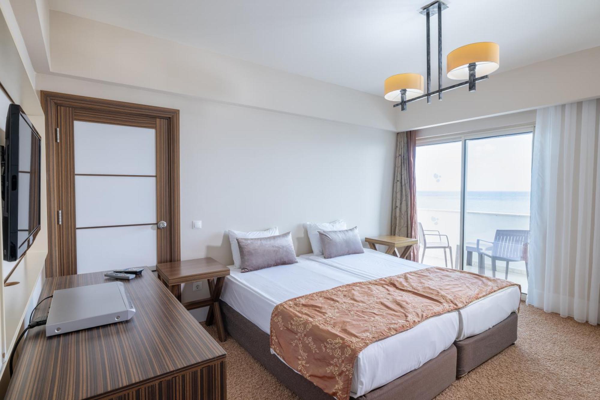 Crystal Family Resort & Spa Белек Екстериор снимка
