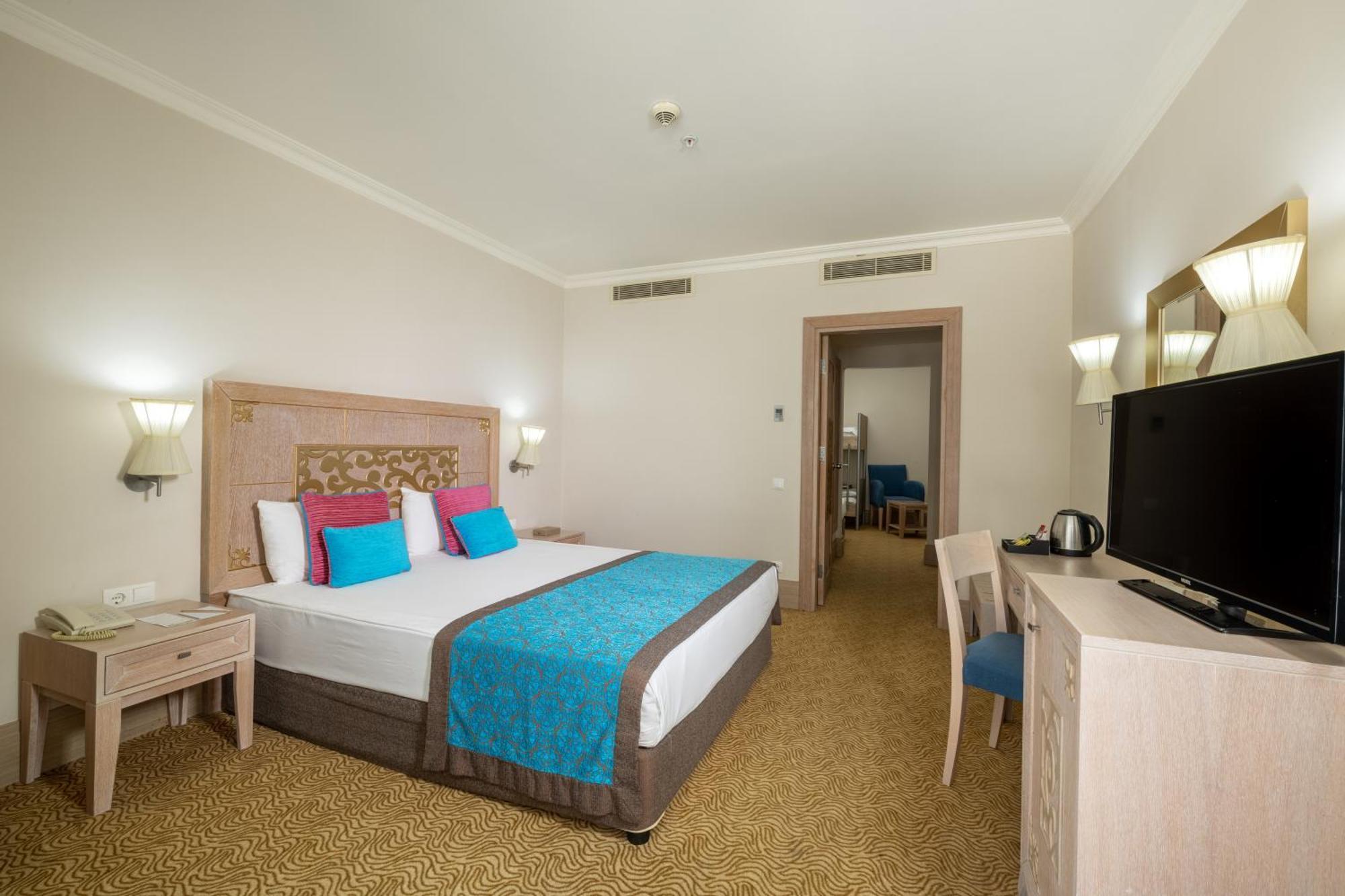 Crystal Family Resort & Spa Белек Екстериор снимка